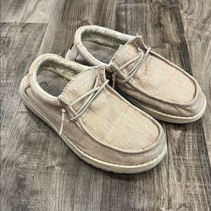 Boys Hey Dude Beige Slip-On Shoes | Size 5